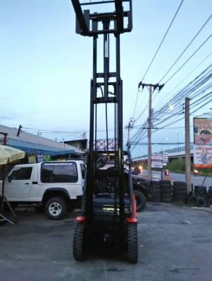 โฟล์คลิฟ 2.5ตัน Toyota รุ่น8 เสา 4.3เมตร ไซชิฟ