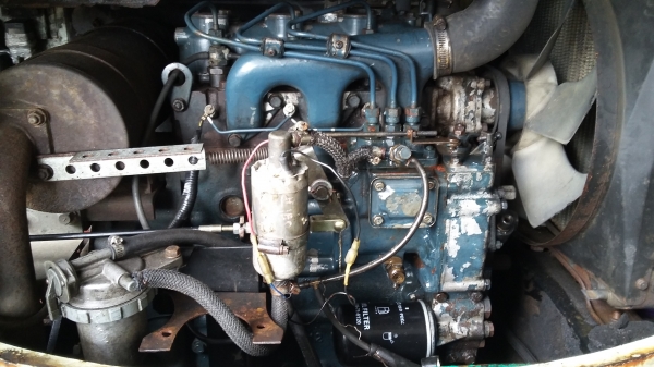 แบ็คโคเล็กpc30พร้อมใช้งาน ปั๊มนิ้วคอลโทลน้ำมัน