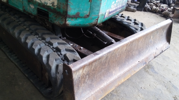 แบ็คโคเล็กpc30พร้อมใช้งาน ปั๊มนิ้วคอลโทลน้ำมัน