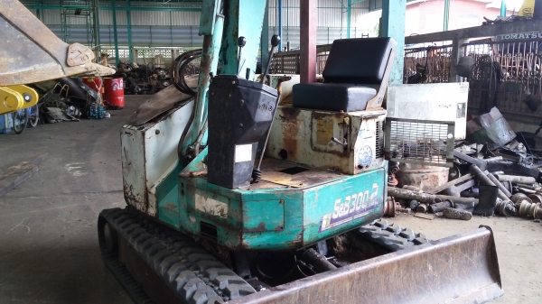 แบ็คโคเล็กpc30พร้อมใช้งาน ปั๊มนิ้วคอลโทลน้ำมัน