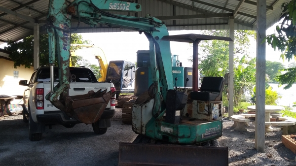 แบ็คโคเล็กpc30พร้อมใช้งาน ปั๊มนิ้วคอลโทลน้ำมัน