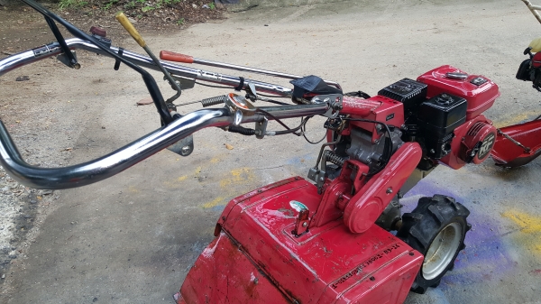 รถพรวนดิน รหัสสินค้า B3 - 16 สอบถามได้ ต่อรองได้ ขายได้ขาย พร้อมใช้งาน ราคา 15800 บาท รถพรวนดิน รหัสสินค้า B3 - 16 สอบถามได้ ต่อรองได้ ขายได้ขาย พร้อมใช้งาน ราคา 15800 บาท