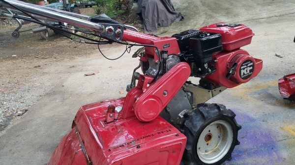 รถพรวนดิน รหัสสินค้า B3 - 16 สอบถามได้ ต่อรองได้ ขายได้ขาย พร้อมใช้งาน ราคา 15800 บาท