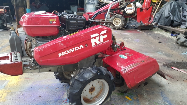 รถพรวนดิน รหัสสินค้า B3 - 16 สอบถามได้ ต่อรองได้ ขายได้ขาย พร้อมใช้งาน ราคา 15800 บาท รถพรวนดิน รหัสสินค้า B3 - 16 สอบถามได้ ต่อรองได้ ขายได้ขาย พร้อมใช้งาน ราคา 15800 บาท