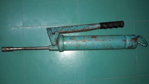 ขายกระบอกอัดจาระบี ORION Made in Sweden.มือสองสภาพดี