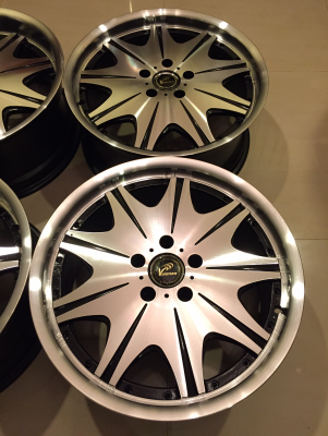 ล้อลาย W-Work ขอบ18 สภาพสวย ไม่มีซ่อม ราคาไม่แพง