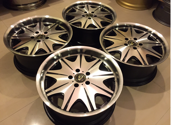 ล้อลาย W-Work ขอบ18 สภาพสวย ไม่มีซ่อม ราคาไม่แพง