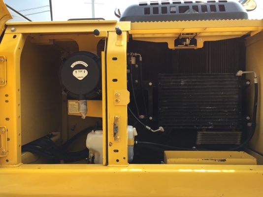 ขายด่วน!! Komatsu  PC200-8MO ไมล์ ชม.5,000 สภาพสวยค่ะ