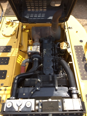 ขายด่วน!! Komatsu  PC200-8MO ไมล์ ชม.5,000 สภาพสวยค่ะ