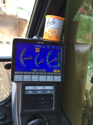 ขายด่วน!! Komatsu  PC200-8MO ไมล์ ชม.5,000 สภาพสวยค่ะ