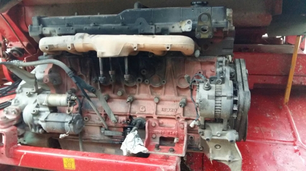 ขายเครื่อง isuzu 6hh 210