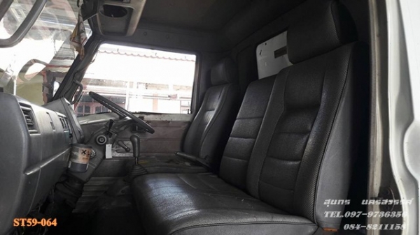 ขายด่วน รถบรรทุก 6 ล้อ HINO FC2W 120 แรง ตู้แห้ง 3 บาน ยาว 5.5M สภาพเดิมๆ สวย พร้อมใช้งาน ราคาสุดคุ้ม ขายด่วน รถบรรทุก 6 ล้อ HINO FC2W 120 แรง ตู้แห้ง 3 บาน ยาว 5.5M สภาพเดิมๆ สวย พร้อมใช้งาน ราคาสุดคุ้ม