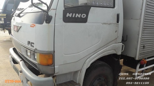 ขายด่วน รถบรรทุก 6 ล้อ HINO FC2W 120 แรง ตู้แห้ง 3 บาน ยาว 5.5M สภาพเดิมๆ สวย พร้อมใช้งาน ราคาสุดคุ้ม ขายด่วน รถบรรทุก 6 ล้อ HINO FC2W 120 แรง ตู้แห้ง 3 บาน ยาว 5.5M สภาพเดิมๆ สวย พร้อมใช้งาน ราคาสุดคุ้ม