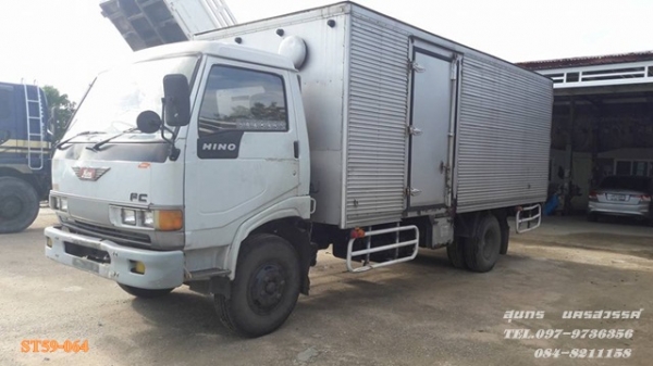 ขายด่วน รถบรรทุก 6 ล้อ HINO FC2W 120 แรง ตู้แห้ง 3 บาน ยาว 5.5M สภาพเดิมๆ สวย พร้อมใช้งาน ราคาสุดคุ้ม ขายด่วน รถบรรทุก 6 ล้อ HINO FC2W 120 แรง ตู้แห้ง 3 บาน ยาว 5.5M สภาพเดิมๆ สวย พร้อมใช้งาน ราคาสุดคุ้ม