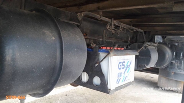 ขายด่วน รถบรรทุก 6 ล้อ HINO FC2W 120 แรง ตู้แห้ง 3 บาน ยาว 5.5M สภาพเดิมๆ สวย พร้อมใช้งาน ราคาสุดคุ้ม ขายด่วน รถบรรทุก 6 ล้อ HINO FC2W 120 แรง ตู้แห้ง 3 บาน ยาว 5.5M สภาพเดิมๆ สวย พร้อมใช้งาน ราคาสุดคุ้ม