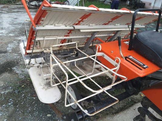 ขายรถดำนาเก่านอกแท้ๆสี่แถวสามล้อนั่งขับแต่ขายราคาเดินตาม15500 พร้อมใช้งานสะดวกประหยัดเวลา