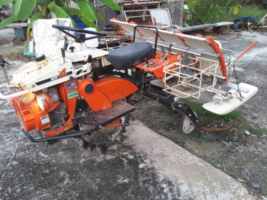 ขายรถดำนาเก่านอกแท้ๆสี่แถวสามล้อนั่งขับแต่ขายราคาเดินตาม15500 พร้อมใช้งานสะดวกประหยัดเวลา