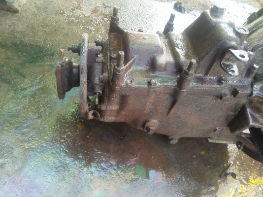 เกียร์ ชนเครื่อง 4BD1