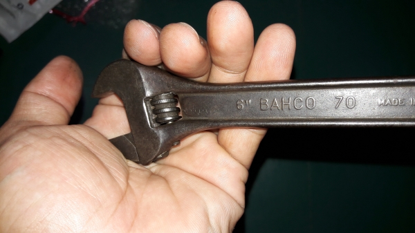 ขายประแจเลื่อน BAHCO 6"MADE IN SWEDEN.งานเก่าสภาพใช้งาน