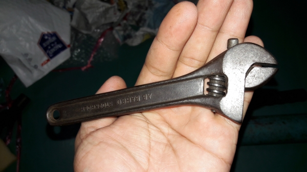 ขายประแจเลื่อน BAHCO 6"MADE IN SWEDEN.งานเก่าสภาพใช้งาน ขายประแจเลื่อน BAHCO 6"MADE IN SWEDEN.งานเก่าสภาพใช้งาน