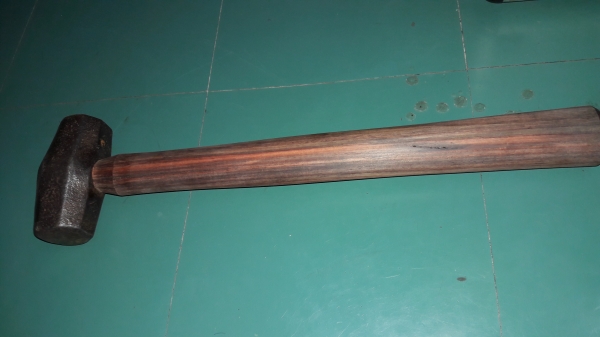 ขายค้อนปอนญี่ปุ่นขนาด3ปอนด้ามไม้สวยงาม ขายค้อนปอนญี่ปุ่นขนาด3ปอนด้ามไม้สวยงาม