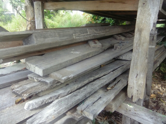 ไม้บ้านเก่า