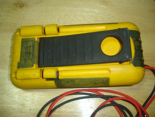 ขายมิเตอร์ Fluke 787 ProcessMeter ยี่ห้อ : Fluke รุ่น : 787