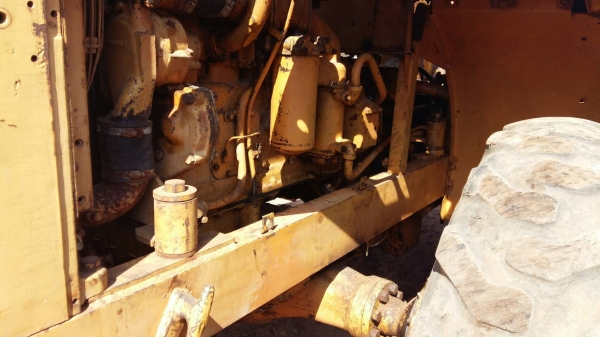 ขายรถตัก CAT 922 พร้อมใช้ ขายรถตัก CAT 922 พร้อมใช้