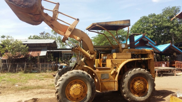 ขายรถตัก CAT 922 พร้อมใช้