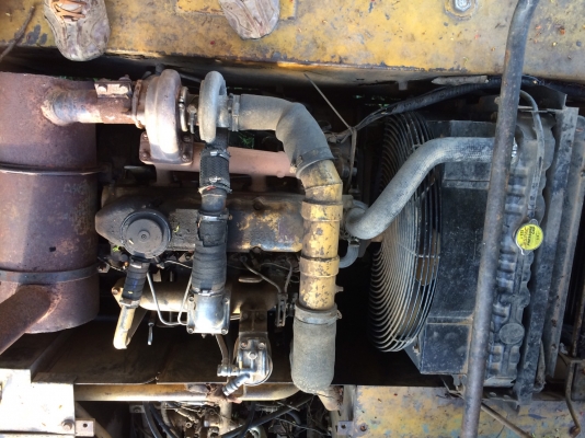 ขาย แบคโฮ แคท E120B ทำสีเหมือนรุ่น D