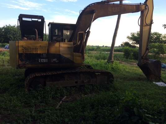 ขาย แบคโฮ แคท E120B ทำสีเหมือนรุ่น D