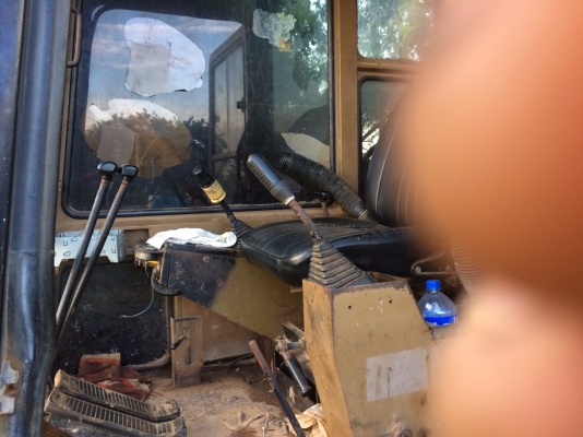 ขาย แบคโฮ แคท E120B ทำสีเหมือนรุ่น D