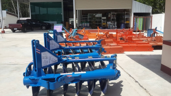 เครื่องจักรกลการเกษตร ลดต้นทุนเพิ่มกำไรเพื่อเกษตรกร เครื่องตัดหญ้า จานไถ เครื่องเจาะหลุม ราคาขายส่งหน้าโรงงาน 099-2249429 เครื่องจักรกลการเกษตร ลดต้นทุนเพิ่มกำไรเพื่อเกษตรกร เครื่องตัดหญ้า จานไถ เครื่องเจาะหลุม ราคาขายส่งหน้าโรงงาน 099-2249429