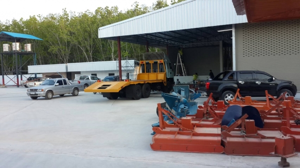 เครื่องจักรกลการเกษตร ลดต้นทุนเพิ่มกำไรเพื่อเกษตรกร เครื่องตัดหญ้า จานไถ เครื่องเจาะหลุม ราคาขายส่งหน้าโรงงาน 099-2249429 เครื่องจักรกลการเกษตร ลดต้นทุนเพิ่มกำไรเพื่อเกษตรกร เครื่องตัดหญ้า จานไถ เครื่องเจาะหลุม ราคาขายส่งหน้าโรงงาน 099-2249429