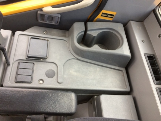 Kawasaki 85ZV ปี 2005 ใช้งาน 5 พันกว่าชม. แท้ ๆ จากญี่ปุ่น ขนาดเทียบเท่า CAT 962G ราคาไม่แพงครับ Kawasaki 85ZV ปี 2005 ใช้งาน 5 พันกว่าชม. แท้ ๆ จากญี่ปุ่น ขนาดเทียบเท่า CAT 962G ราคาไม่แพงครับ