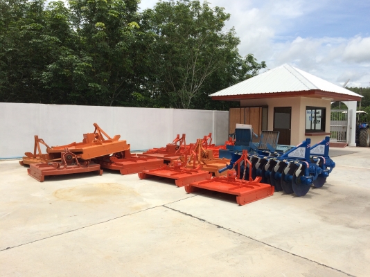 เครื่องจักรกลการเกษตร ลดต้นทุนเพิ่มกำไรเพื่อเกษตรกร เครื่องตัดหญ้า จานไถ เครื่องเจาะหลุม ราคาขายส่งหน้าโรงงาน 099-2249429 เครื่องจักรกลการเกษตร ลดต้นทุนเพิ่มกำไรเพื่อเกษตรกร เครื่องตัดหญ้า จานไถ เครื่องเจาะหลุม ราคาขายส่งหน้าโรงงาน 099-2249429