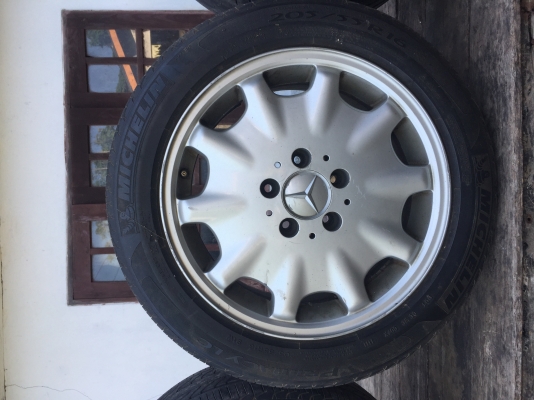 ขายด่วน แม็กพร้อมยางขอบ 16