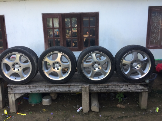 ด่วนครับ แม็กพร้อมยางเบนซ์ขอบ 17