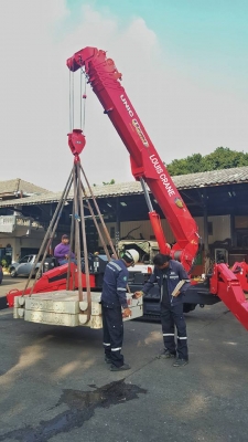 Mini Spider Crane 3Tons 5Tons 7Tons