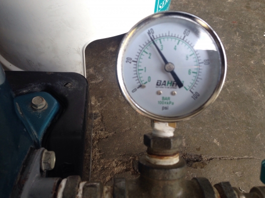 ขายปั้มน้ำอัตโนมัติ Hitachi 300W สภาพสวยเดิมๆ วิ่งนิ่ม ตรวจเช็คแรงดันเรียบร้อยไม่มีรั่วซึม ใส่ฝาครอบของใหม่ให้ พร้อมใช้งาน