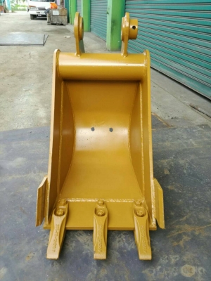 รับสั่งทำบุ้งกี้รถแมคโคเล็ก คูโบต้า โคมัสสุ  โกเบโก้ ขนาดความกว้าง 20-25-30 ซม.   3 ขนาด ลูกละ 8000 บาทครับ ลูกค้ามารับเองครับ