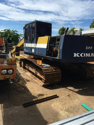 ขายรถแบคโฮ KOMATSU PC200-5 บูมยาว ระบบไฟเต็ม ราคา 600000