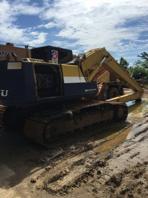 ขายรถแบคโฮ KOMATSU PC200-5 บูมยาว ระบบไฟเต็ม ราคา 600000