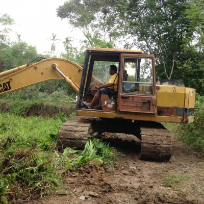 ขายรถแบคโฮ CAT 120 B เอกสารเล่มทะเบียน ราคา 480000 ขายรถแบคโฮ CAT 120 B เอกสารเล่มทะเบียน ราคา 480000