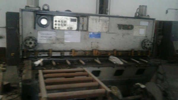 ขายตะไกไฮโดรลิคใต้หวัน10ฟุตตัดได้6มิลแบรคเก็ตไฟฟ้าราคาสุดประหยัดครับ