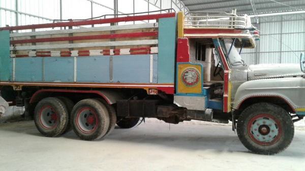 ดั้มท์  145  แรง  เพลาเดียว เกียร์กลาง  ท้ายฟูโช่  รถพร้อมใช้งาน เอกสารพร้อม  ราคา  280,000 บาท