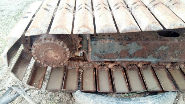 ขายรถแบคโฮ KOMATSU PC60-6L ตีนเป็ด ระบบไฟเต็ม แอร์พร้อม ราคา 650000 ขายรถแบคโฮ KOMATSU PC60-6L ตีนเป็ด ระบบไฟเต็ม แอร์พร้อม ราคา 650000