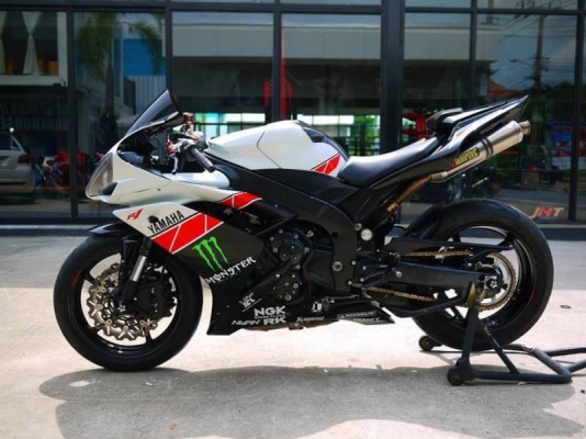 ขาย Yamaha R1 ปี 2008 พร้อมทะเบียนแท้โอนขนส่ง รถสวย เครื่องสดๆ พร้อมออกทริป วิ่งน้อย 1xxxxโล