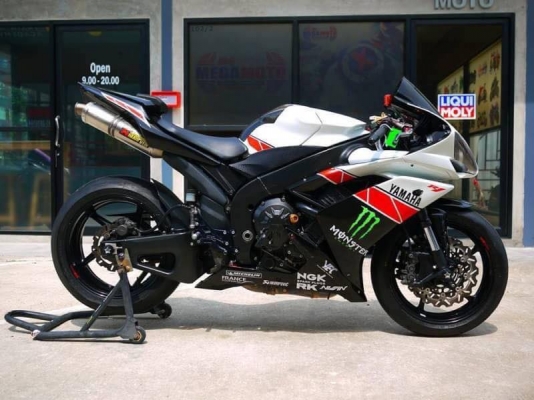 ขาย Yamaha R1 ปี 2008 พร้อมทะเบียนแท้โอนขนส่ง รถสวย เครื่องสดๆ พร้อมออกทริป วิ่งน้อย 1xxxxโล