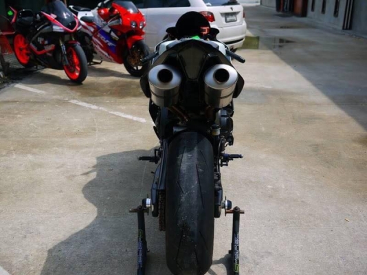 ขาย Yamaha R1 ปี 2008 พร้อมทะเบียนแท้โอนขนส่ง รถสวย เครื่องสดๆ พร้อมออกทริป วิ่งน้อย 1xxxxโล